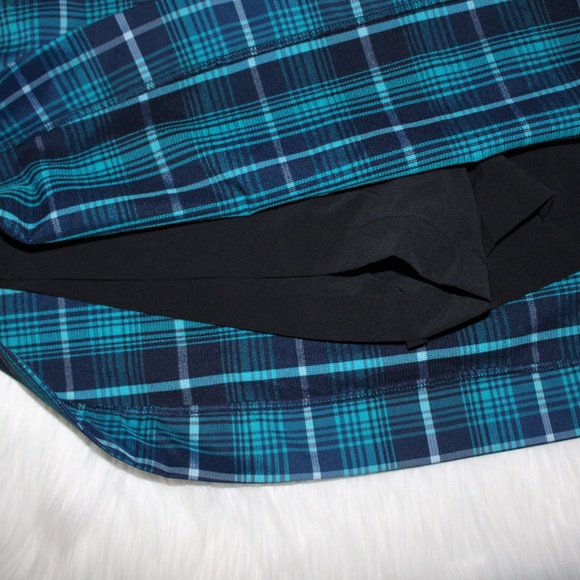 Nike, Golf Athlete Skort Dry fit Plaid Blue skirt - Picture 5 of 9